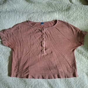 Old Navy Cropped Tee